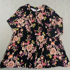 Lane Bryant Black Pink Floral Swing Top Size 26/28 VGW